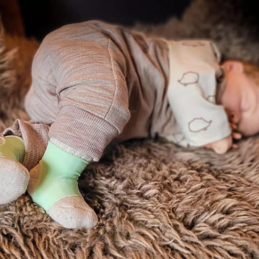 Hoppediz Babysocken Sockenhalter 3-er Set grün