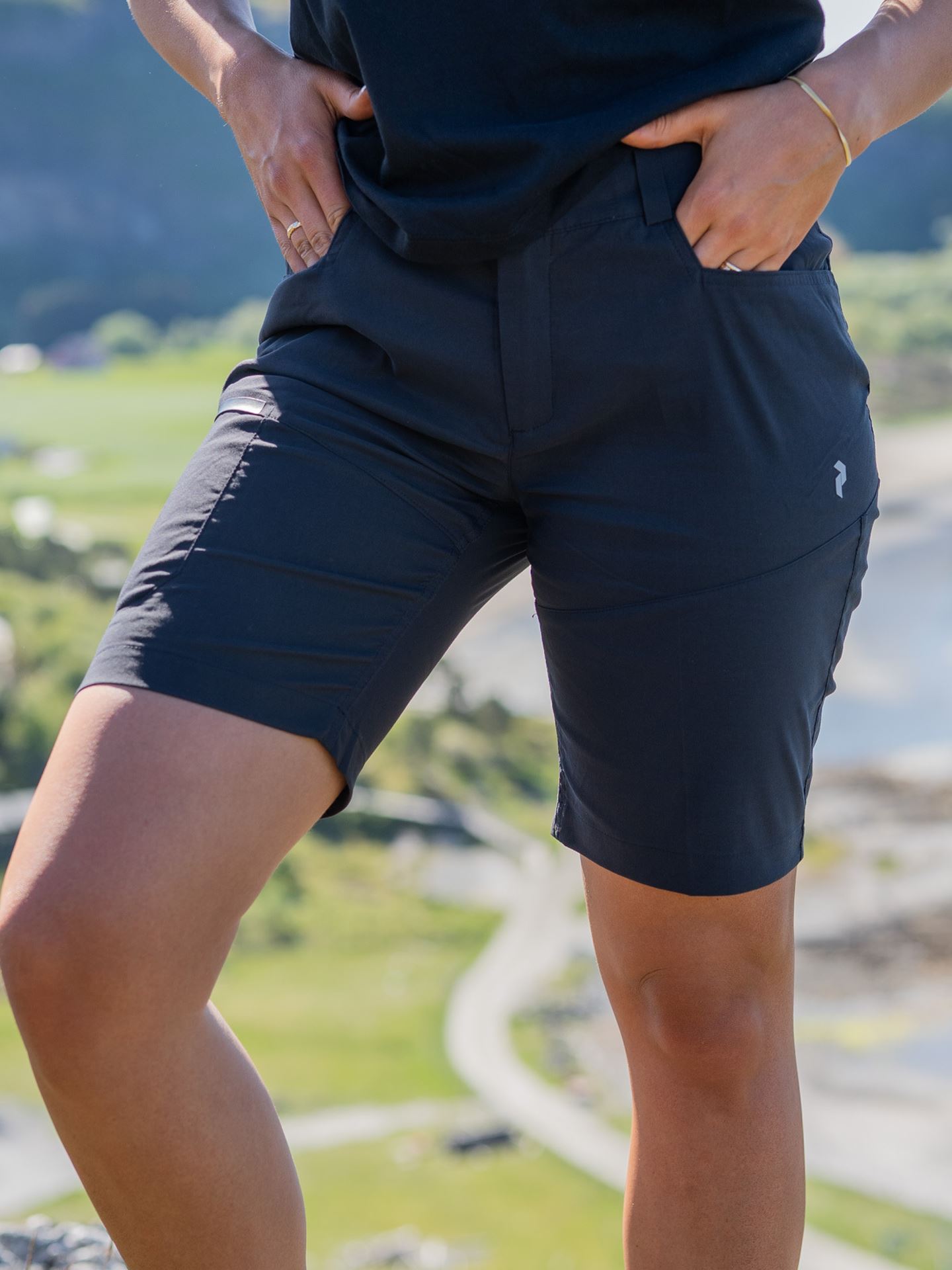 Iconiq Long shorts
