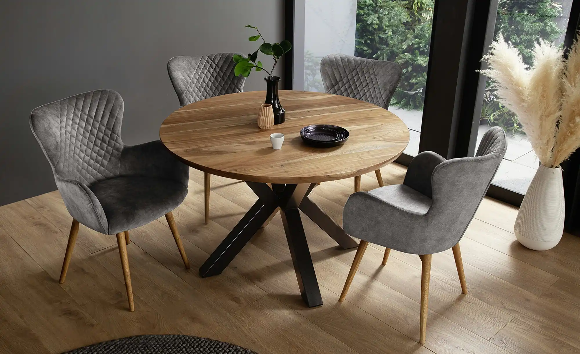 Woodford Massivholztisch  rund Latifa