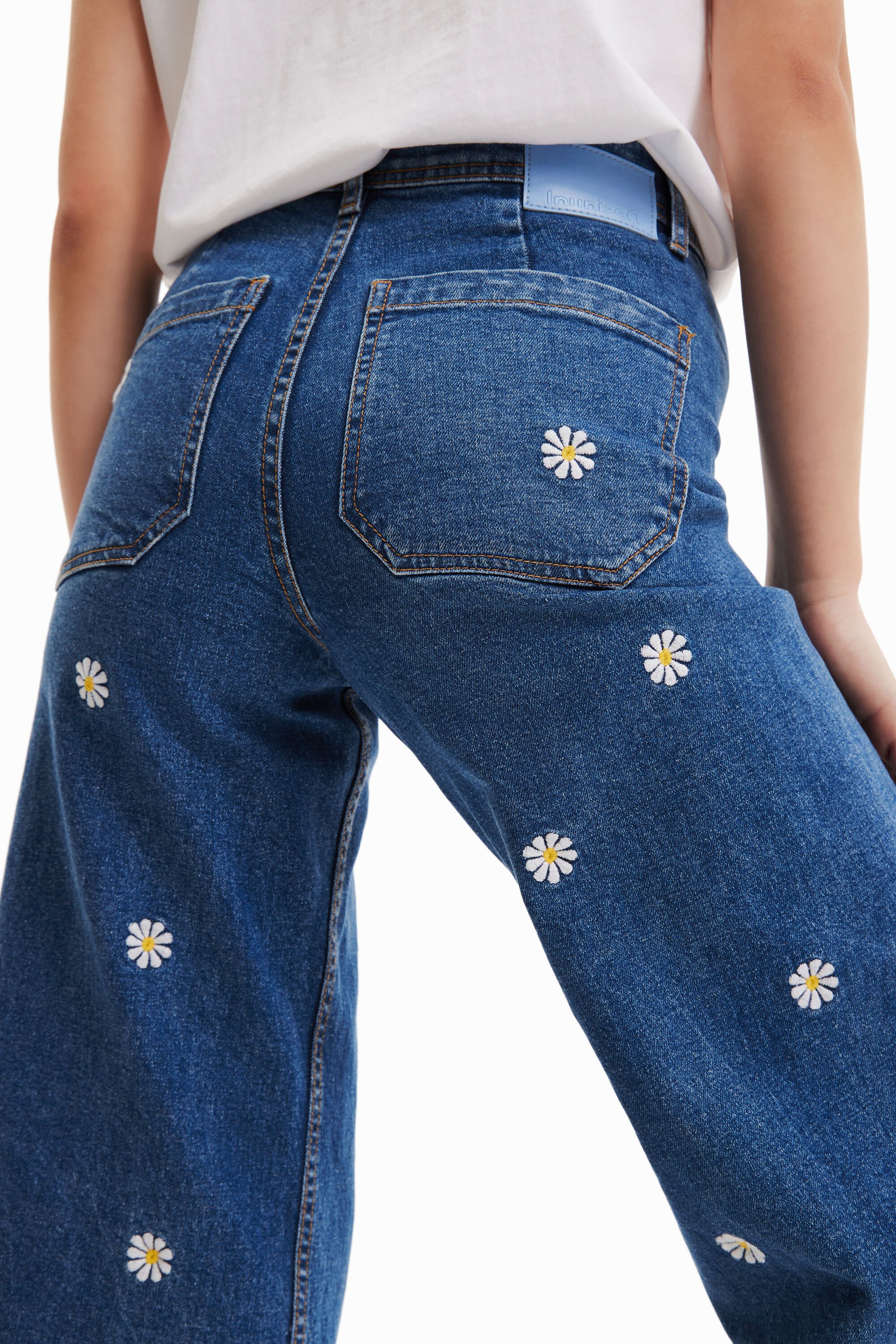 Jupe-culotte en jean marguerites