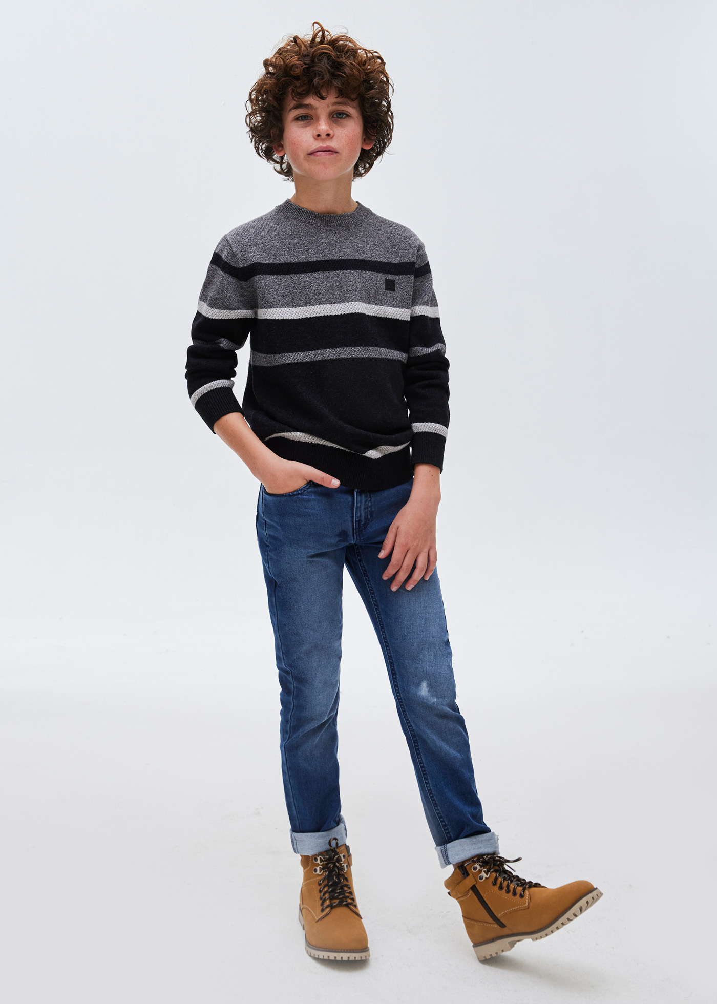 Camisa infantil com blocos de cores