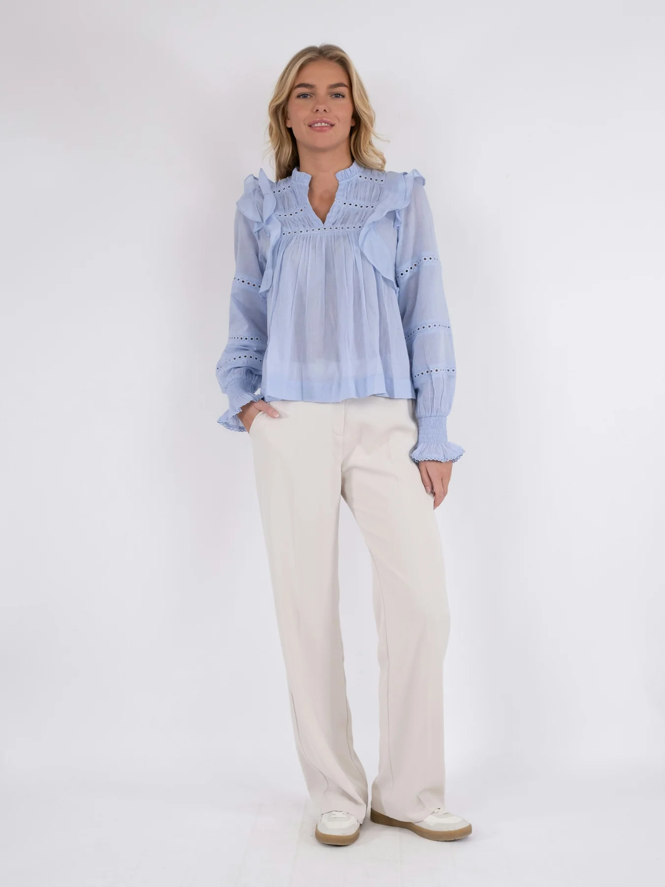 Neo Noir Aurika S Voile Blouse light blue