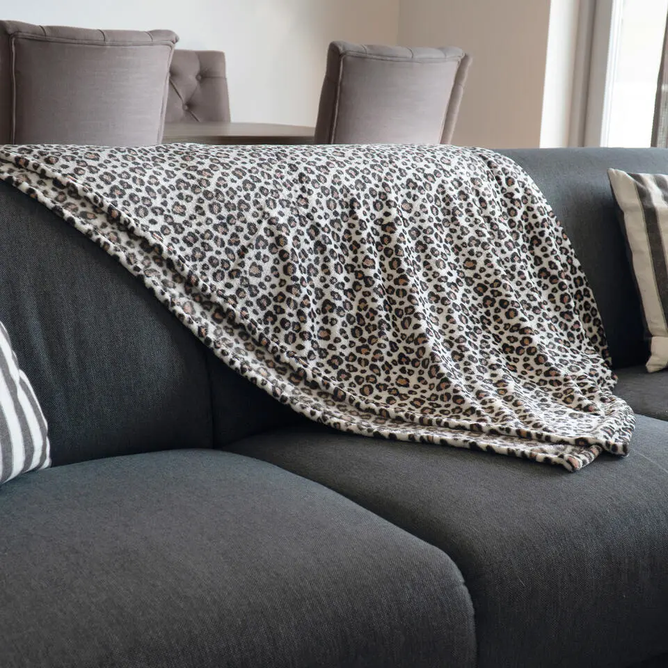 Bellatio design Plaid fleece deken - luipaard print - 120 x 160cm