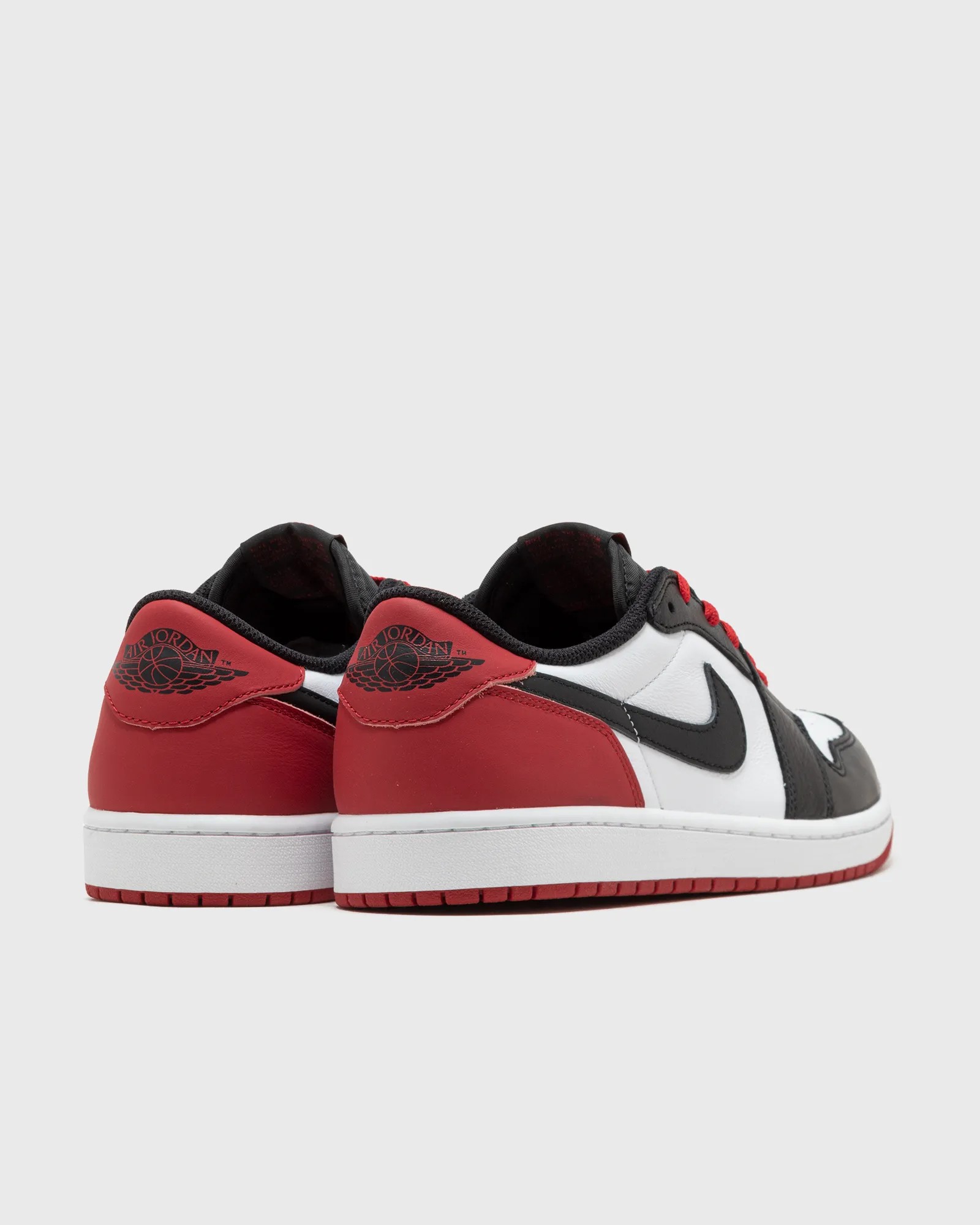 Jordan AIR JORDAN 1 RETRO LOW OG 'Black Toe'