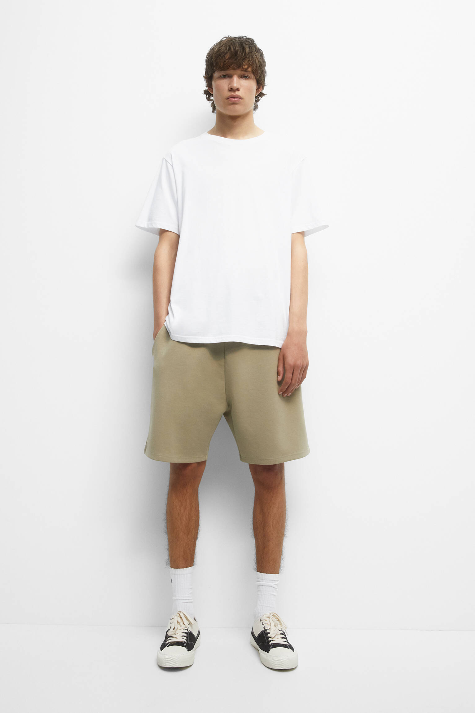 CONJUNTO DE MOLETOM BERMUDA - CÁQUI
