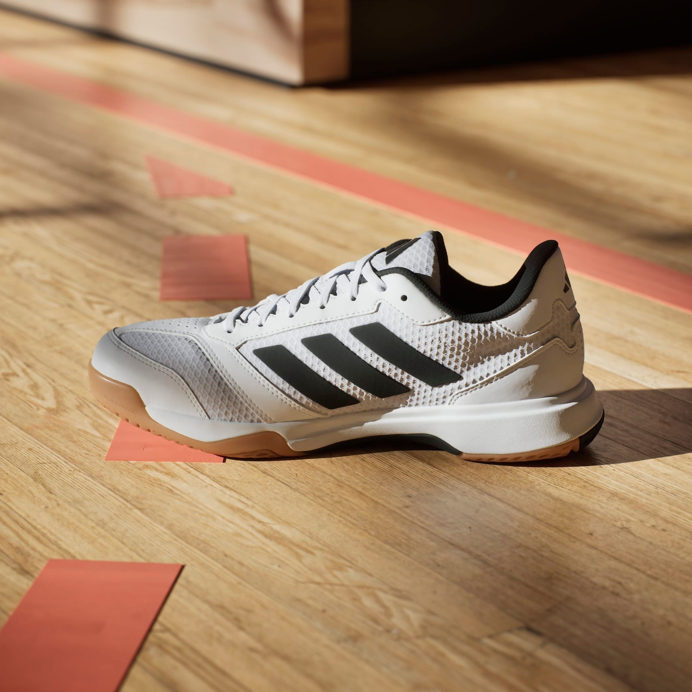 adidas Performance Hallenschuh »LIGRA 8 INDOOR«  geeignet für jeden Hallensport