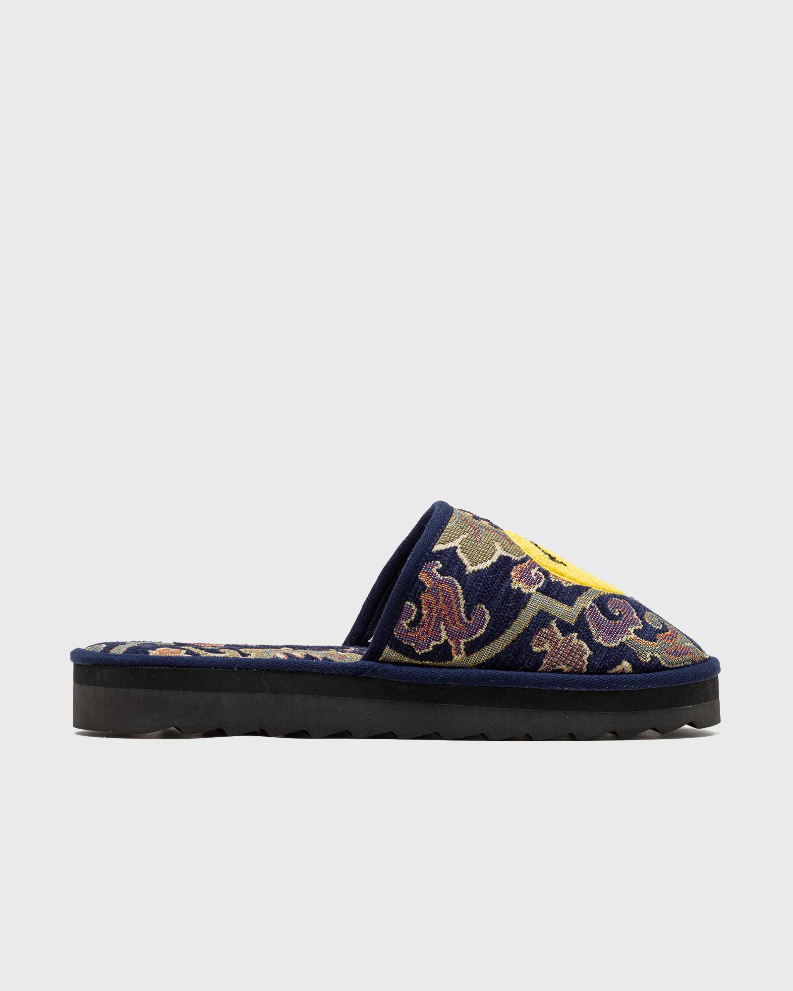 Market Smiley Upside Down Hotel Slippers