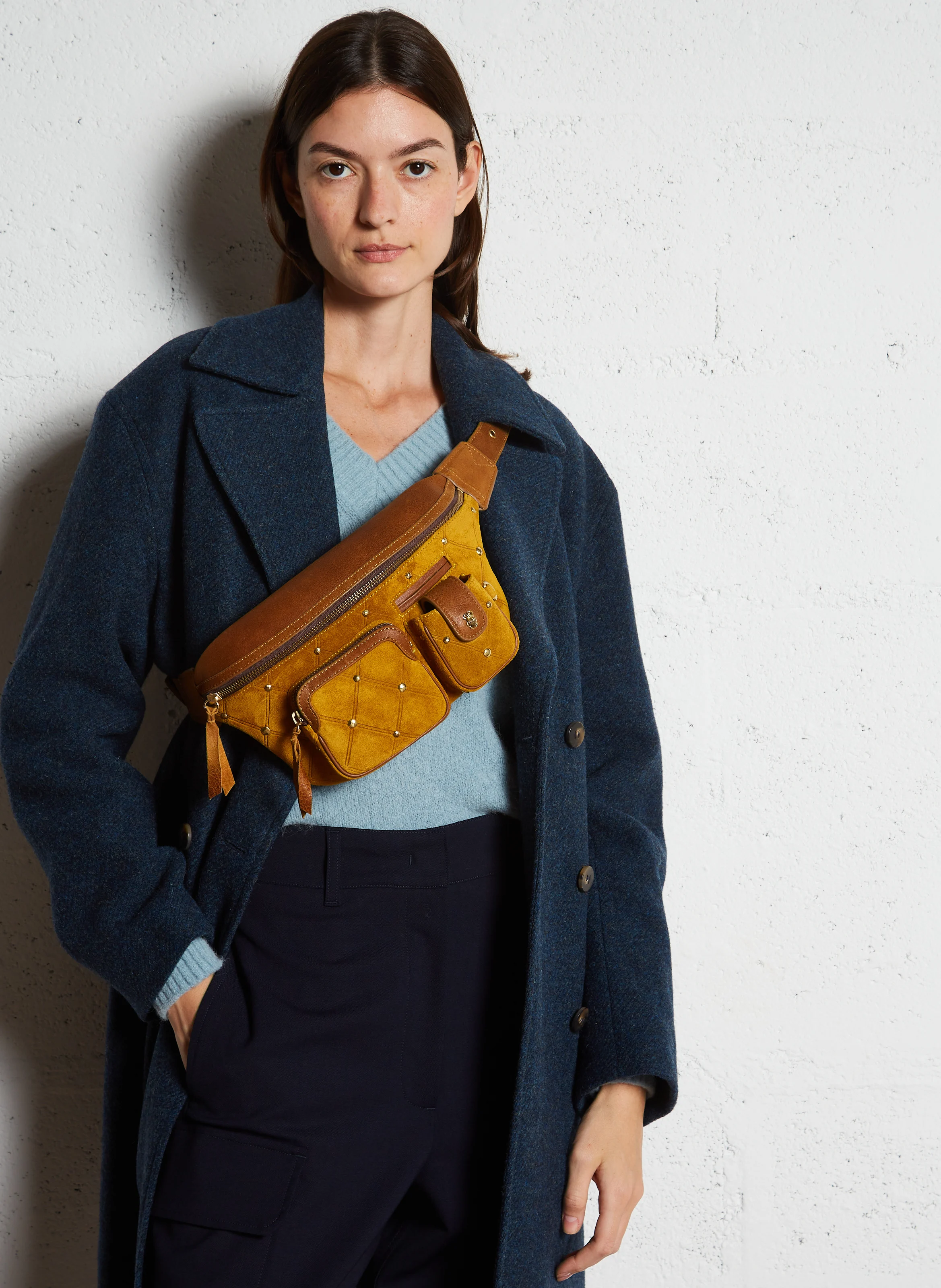 ROMEO - Sac bandoulière en cuir velours | Beige