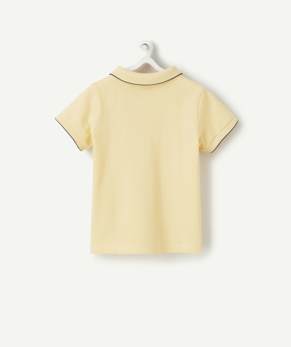 POLO BÉBÉ GARÇON EN COTON JAUNE AVEC MESSAGE BRODÉ