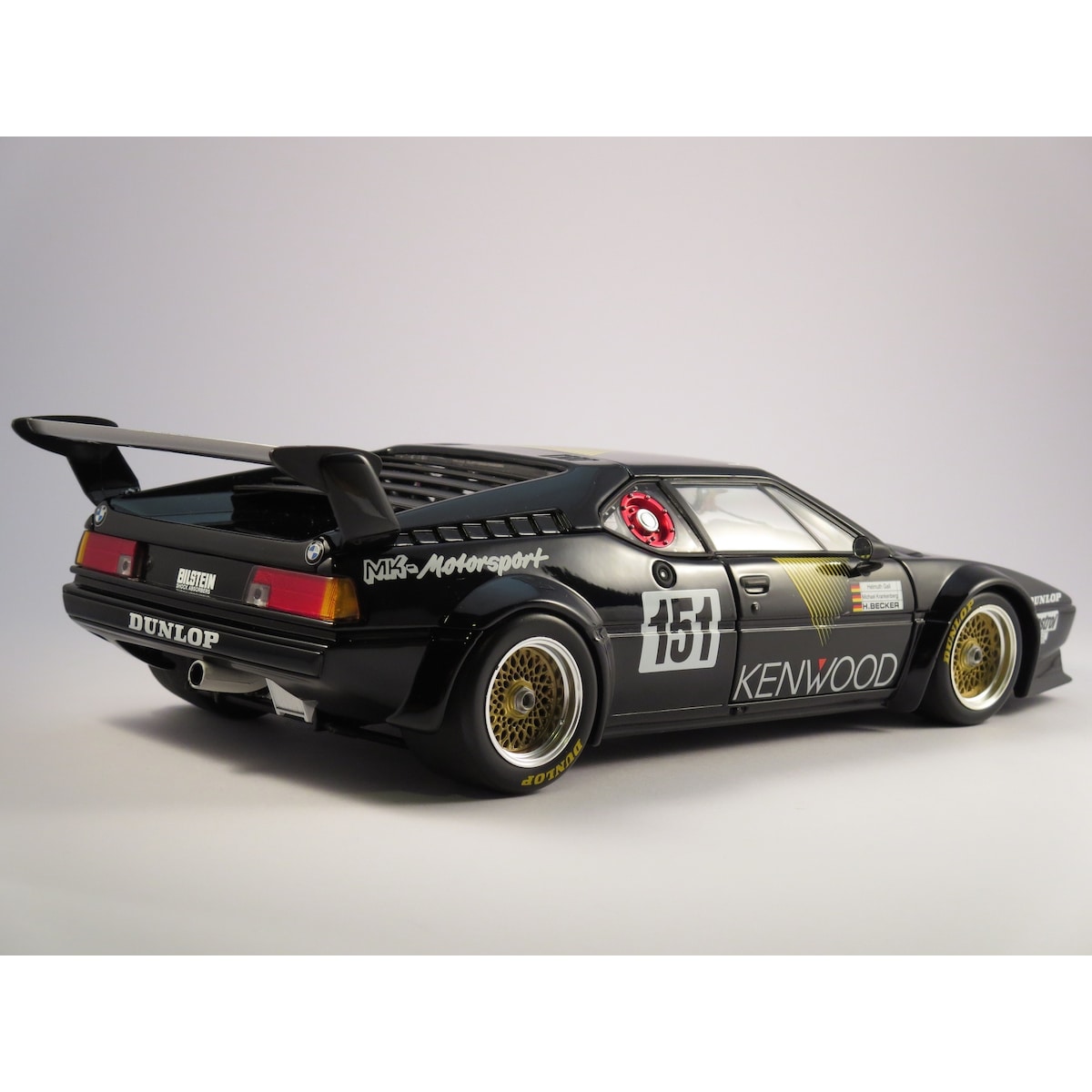 Carrera 1:24 BMW M1 ProCar - MK-Motor Sports