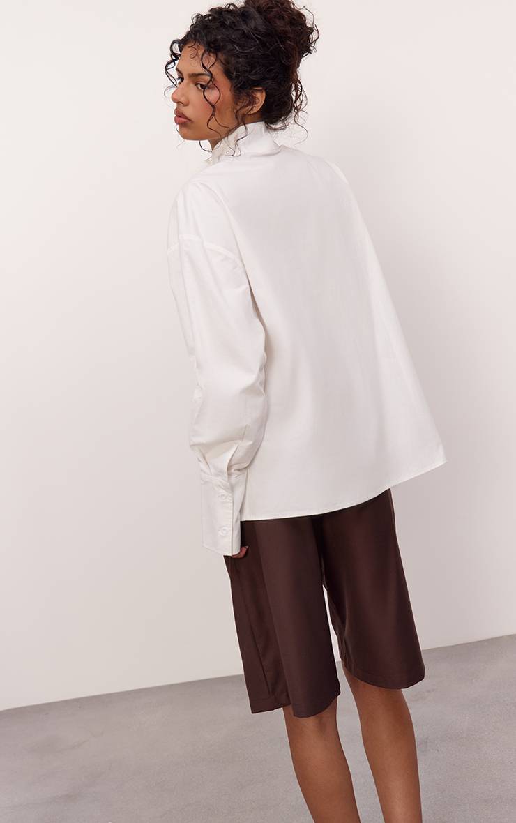 Chocolat Short Long Tissé Avec Détail De Liens Ajustables