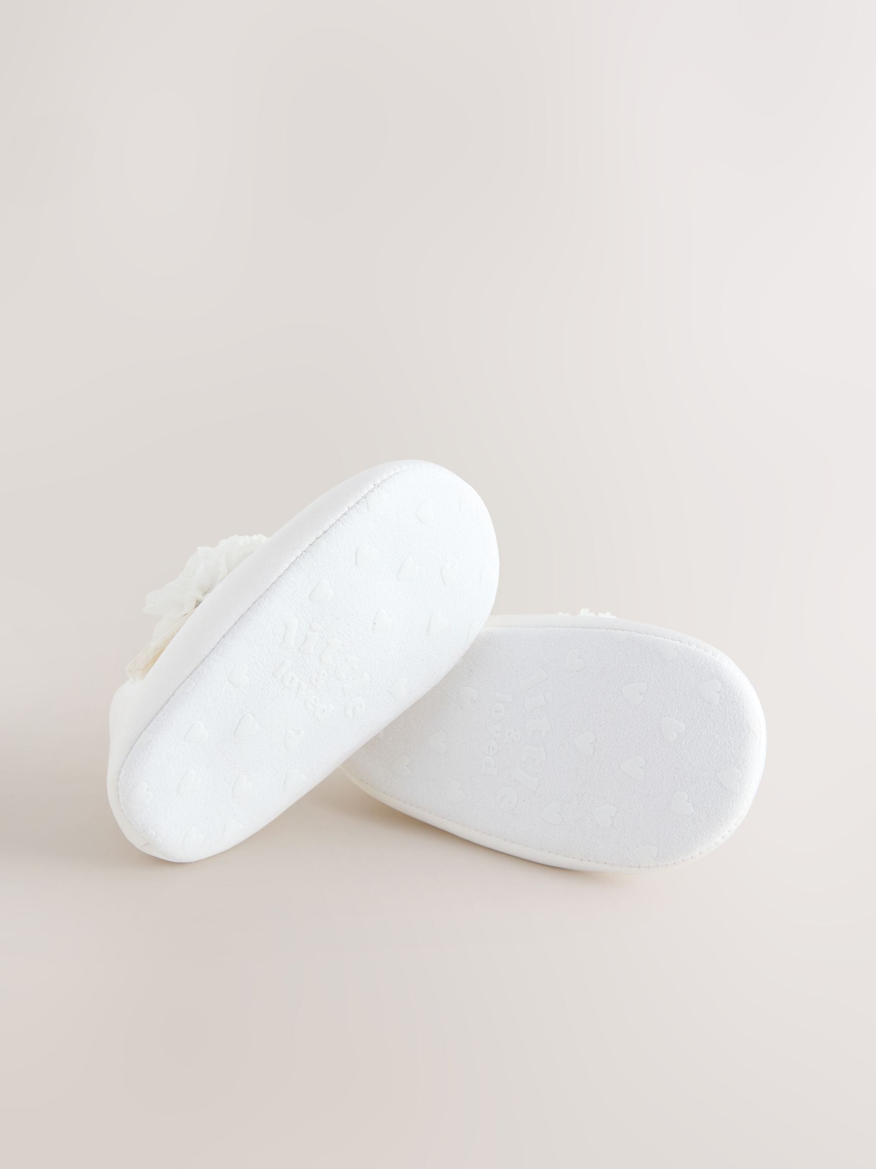 Wit - Satin Baby Corsage Shoes (0-24mths)