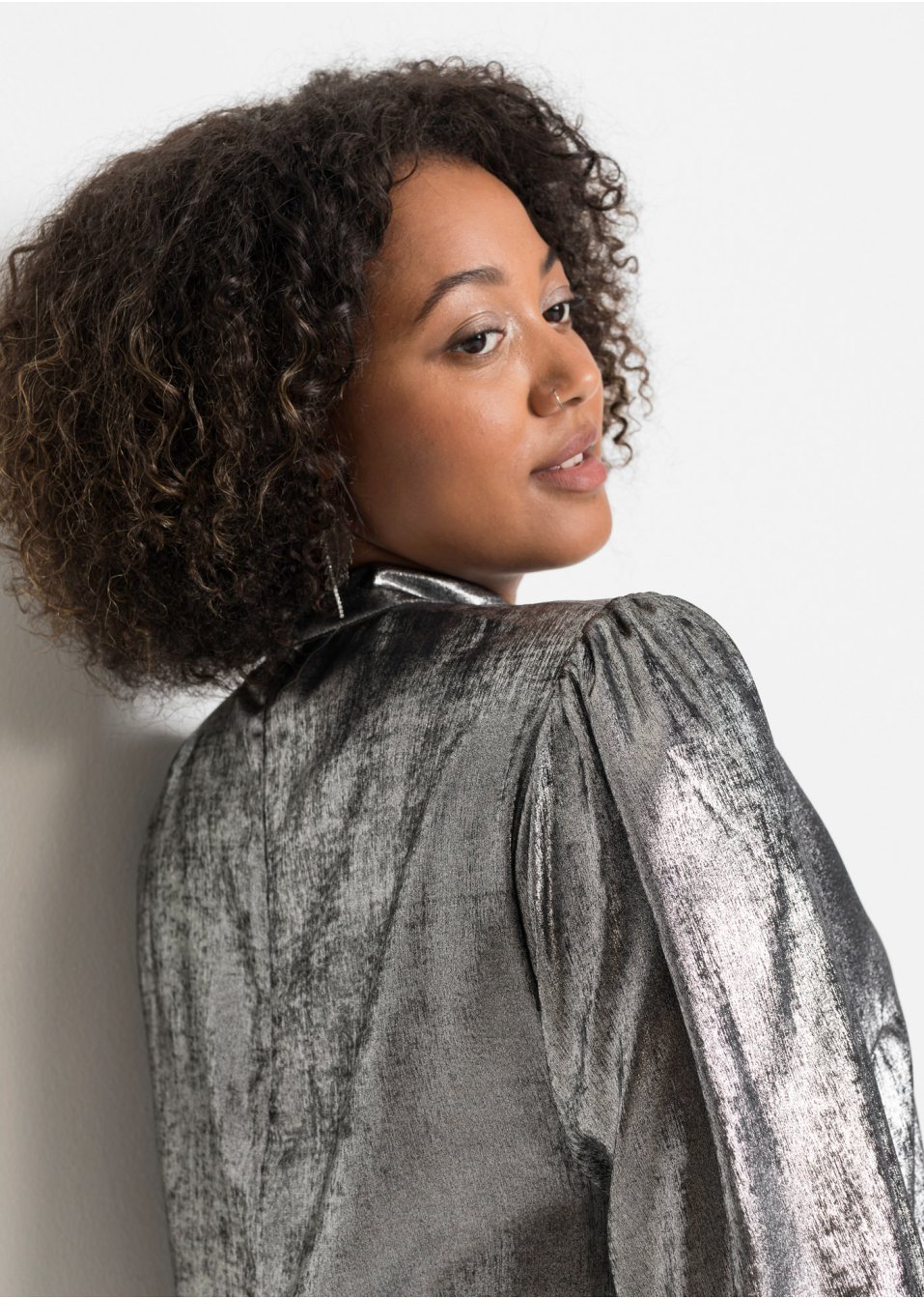 Blouse look métallique
