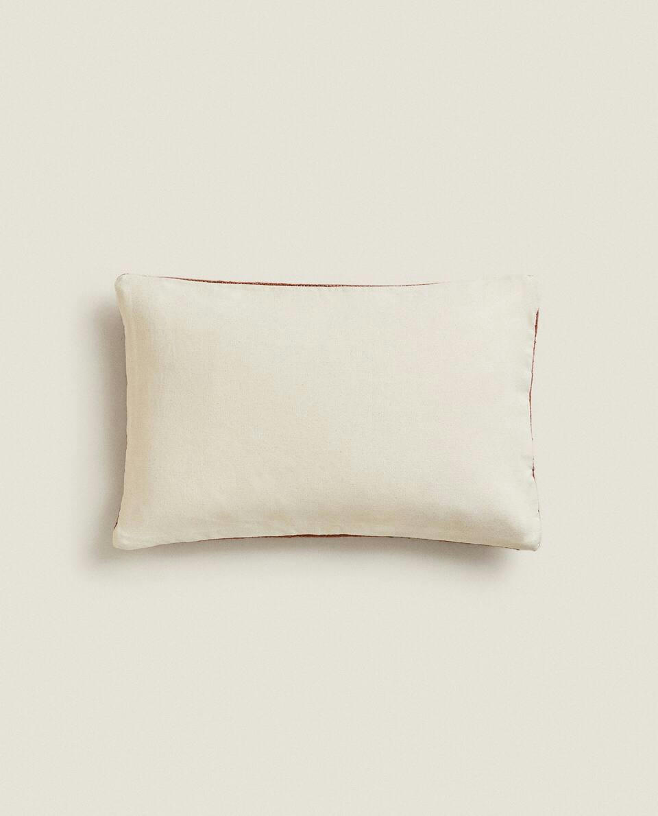 CAPA DE ALMOFADA COM ESTAMPA FLORAL