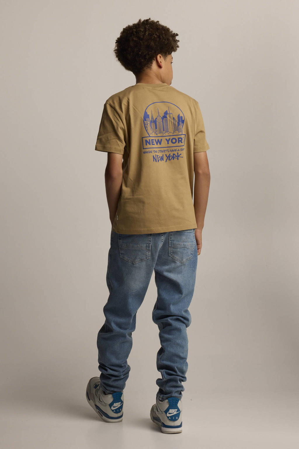 America Today T-shirt Errol JR met backprint camel
