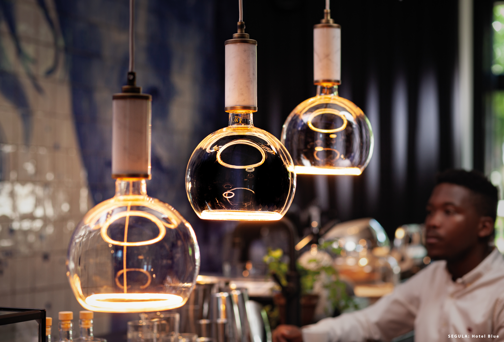 Hanglamp Floating Globe200 smokey