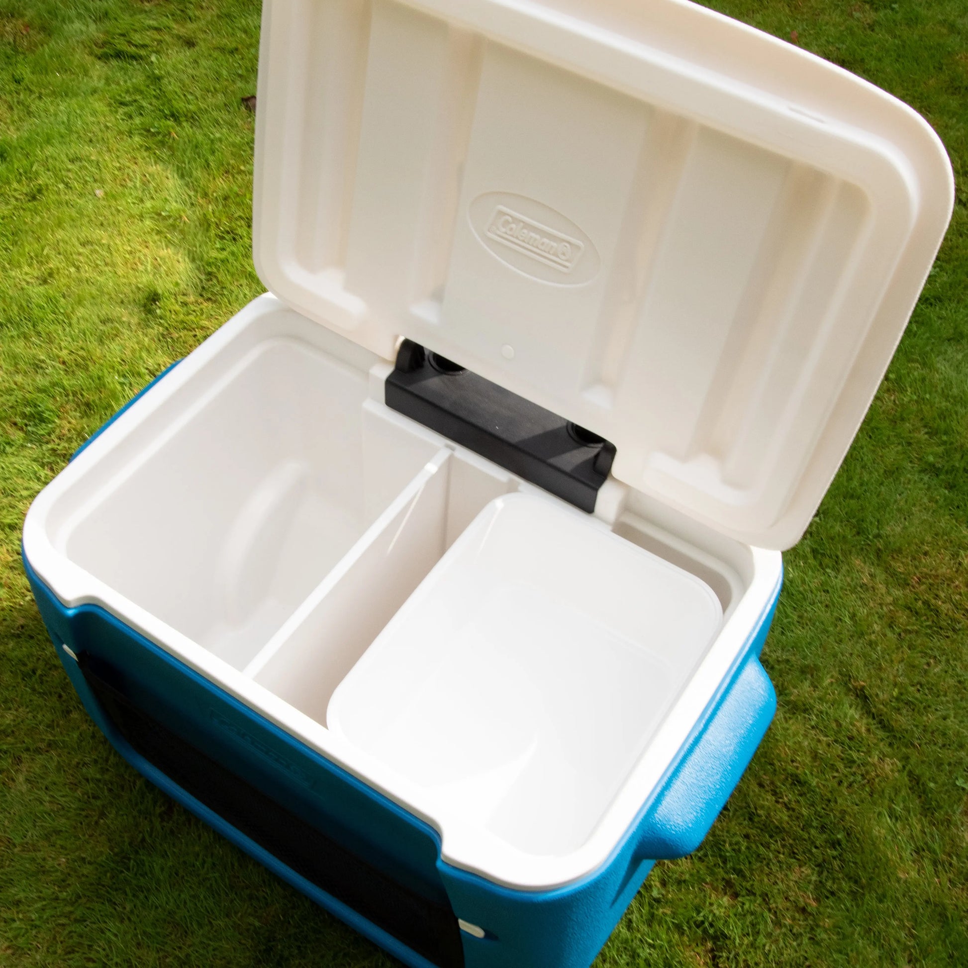 Coleman 50QT Polylite Wheeled Kühlbox mit Rollen