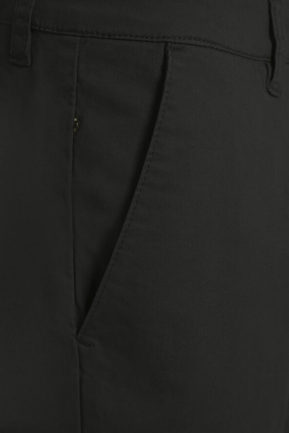 Matinique Paul Black