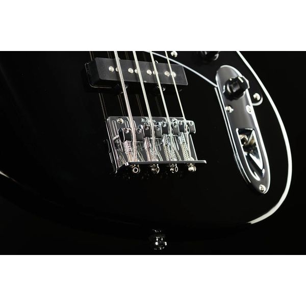 Ibanez TMB30-BK Talman Short Scale