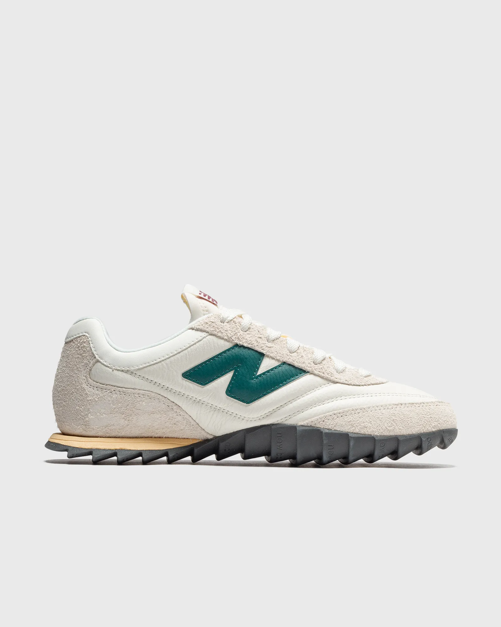 New Balance RC30 YA
