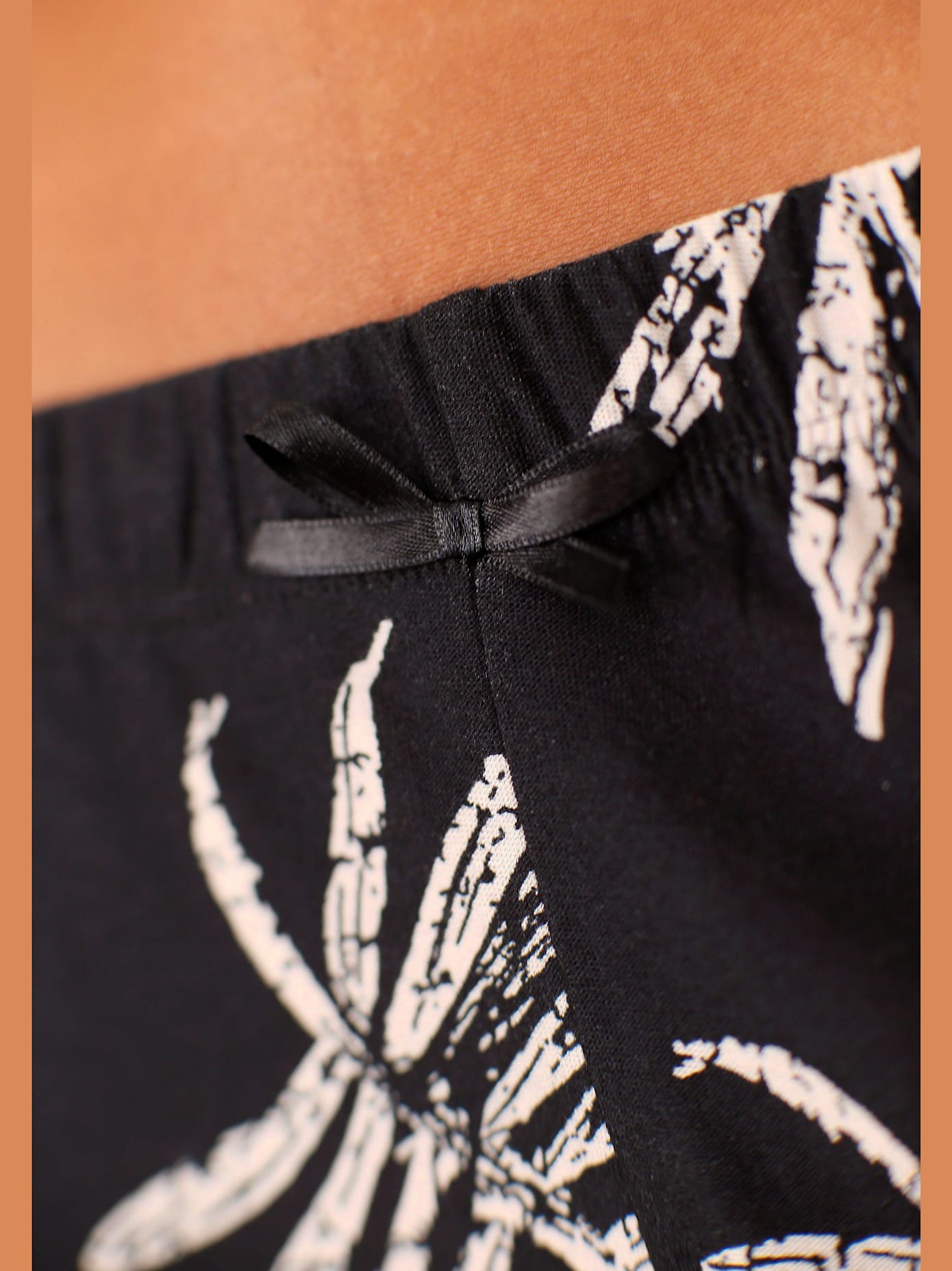 Élégant pyjama court en viscose