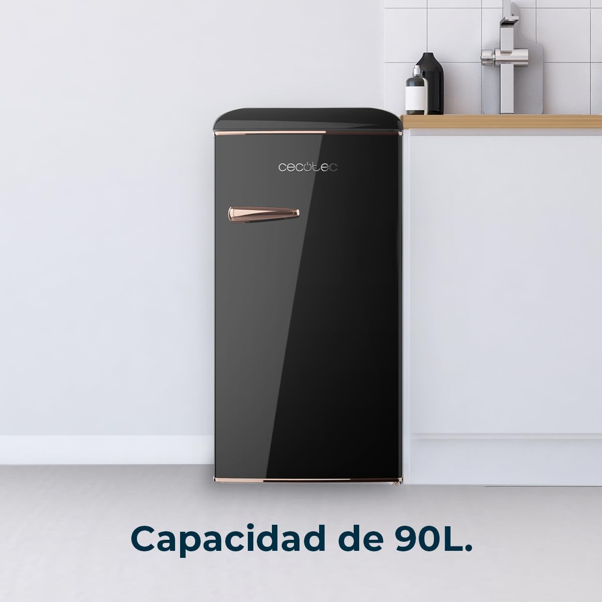 Cecotec Mini Frigo Bolero CoolMarket TT Origin 45 Rouge. Réfrigérateur de Table Rétro 45L, 55 cm de Haut, 44,7 cm de Large, Classe Énergétique E, Bac à Glaçons et Poignée Chromée, Rouge