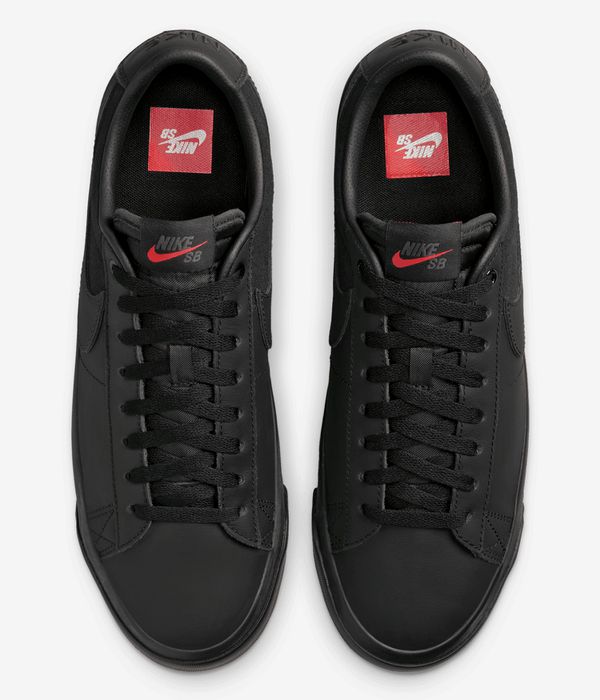 Nike SB Zoom Blazer Low Pro GT Schuh (black black black)