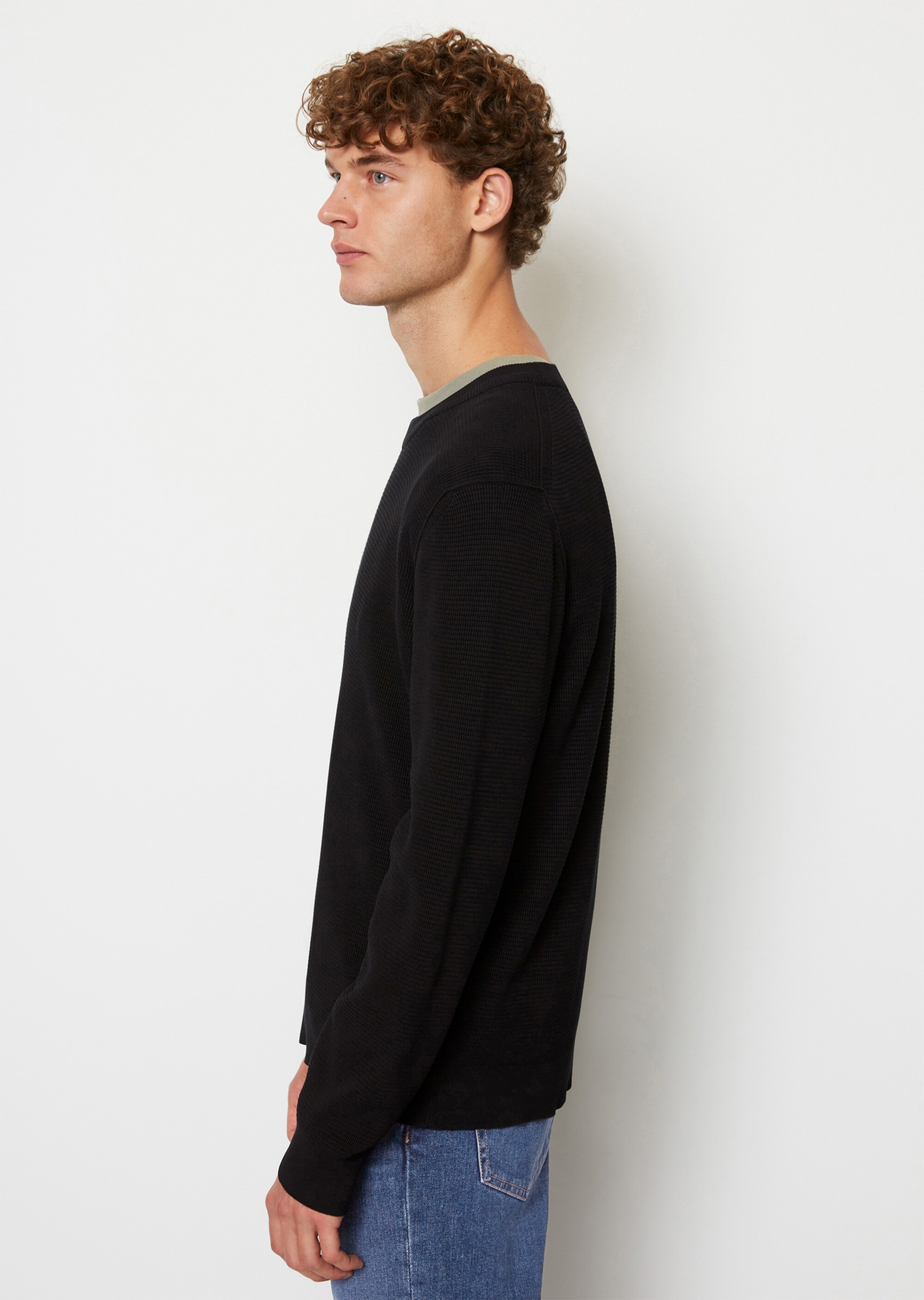 Pullover regular mit feiner Struktur