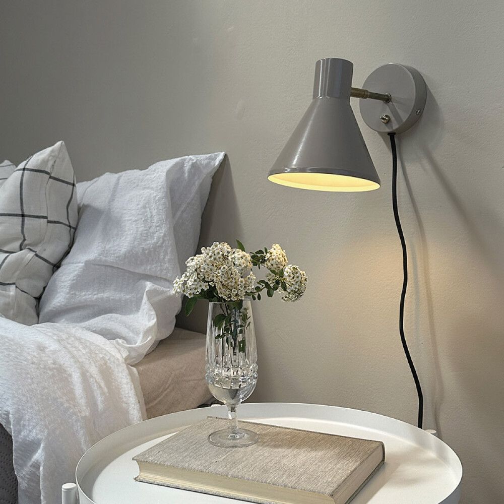 VEGGLAMPE DYBERG LARSEN SLEEP BRUN