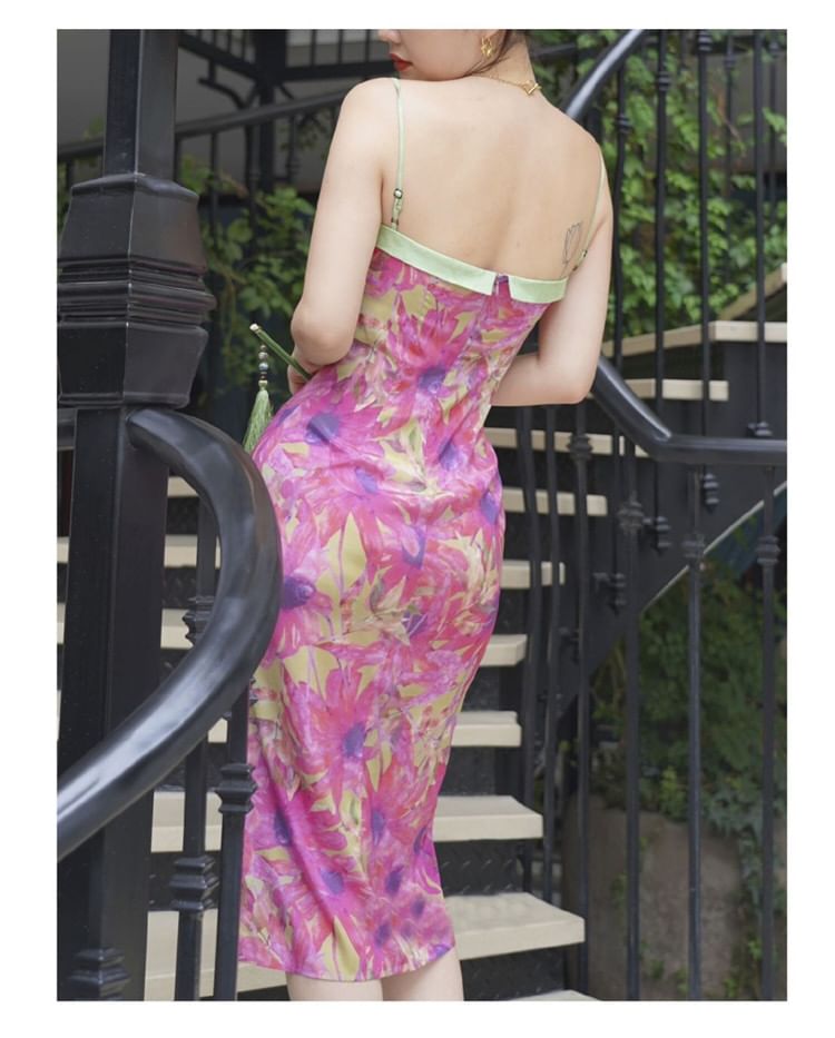 Triplgold - Spaghettibandjes bloemen midi bodyconjurk