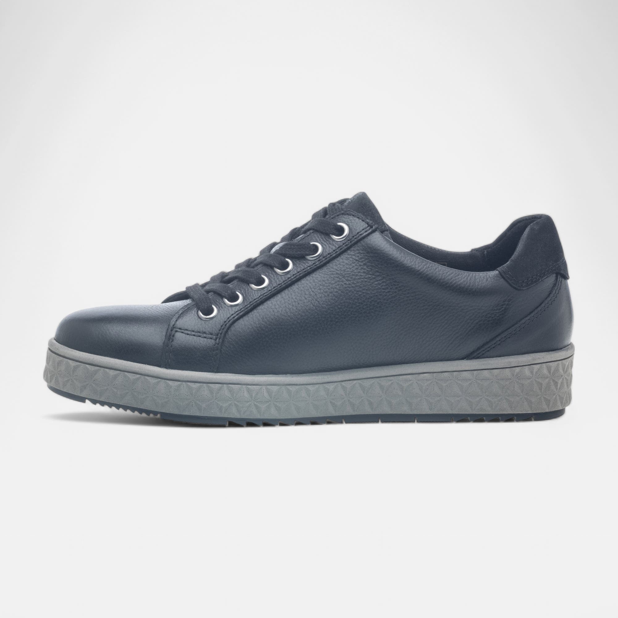 Baskets basses Femme en cuir noir