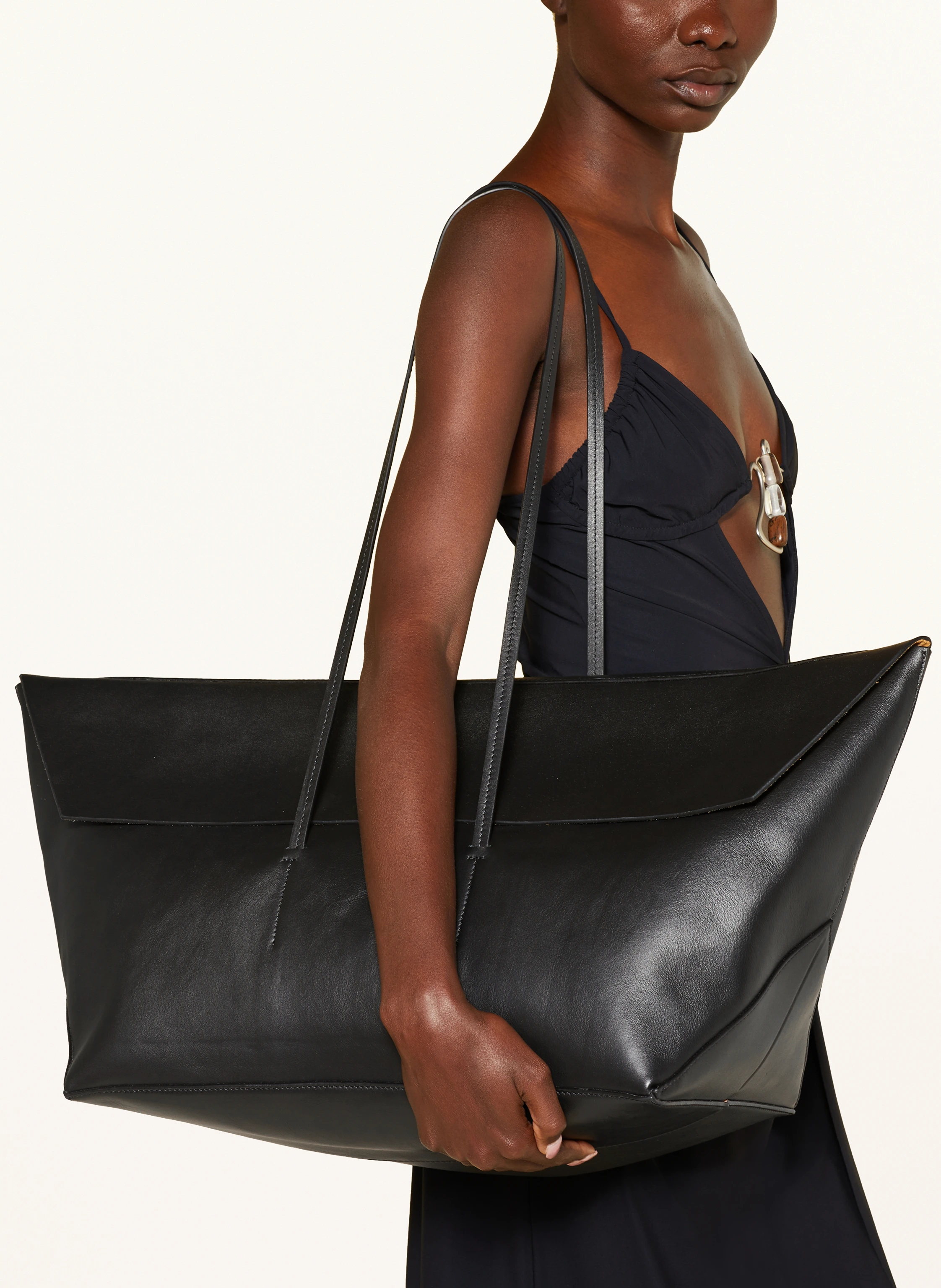 CHRISTOPHER ESBER Shopper ARKE