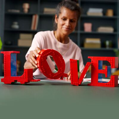 LEGO ART 31214 LOVE