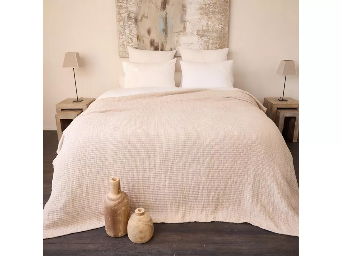 Dessus de lit 230x250 cm en coton lavé SEVILLE blanc latte