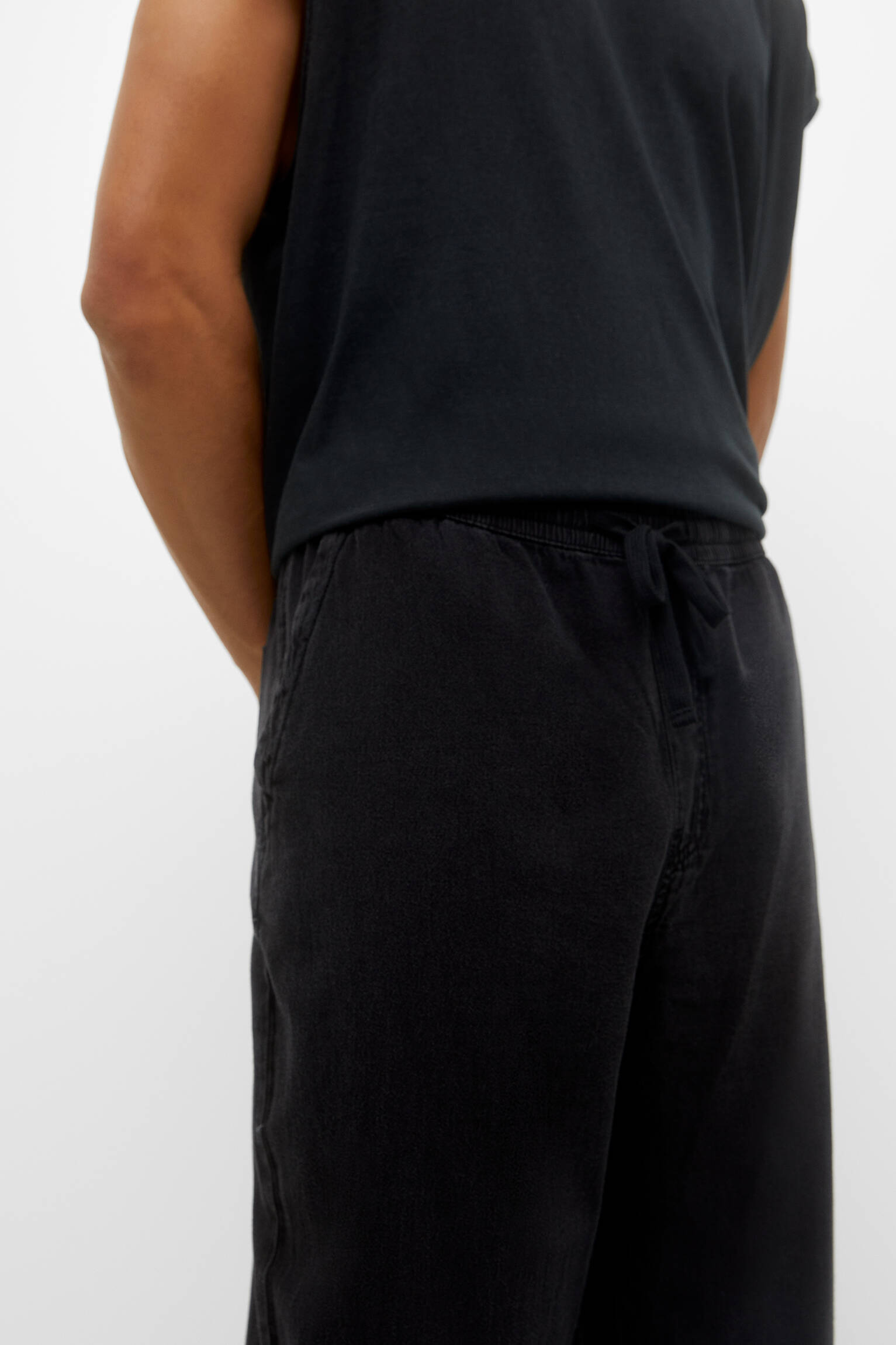 CALÇA JEANS JOGGER BÁSICA - PRETA