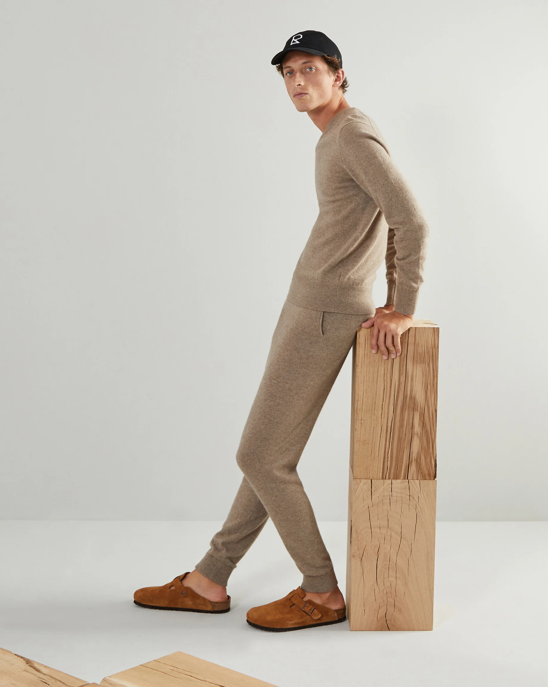 Pull homme col v en cachemire 2 fils | Marron