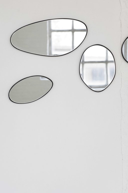 Serax Mirror by Marie Michielssen Ø21.5 organische spiegel A