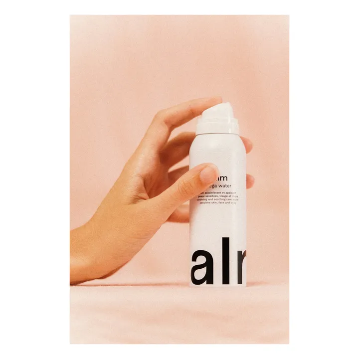 Talm Soin anti-imperfections visage et corps Mega Water - 100 ml