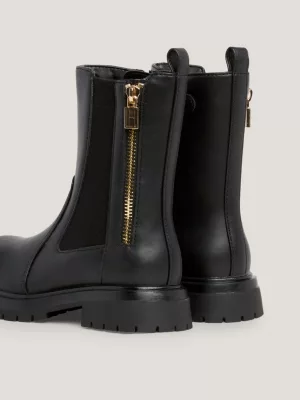Botas Chelsea com travas e zíper