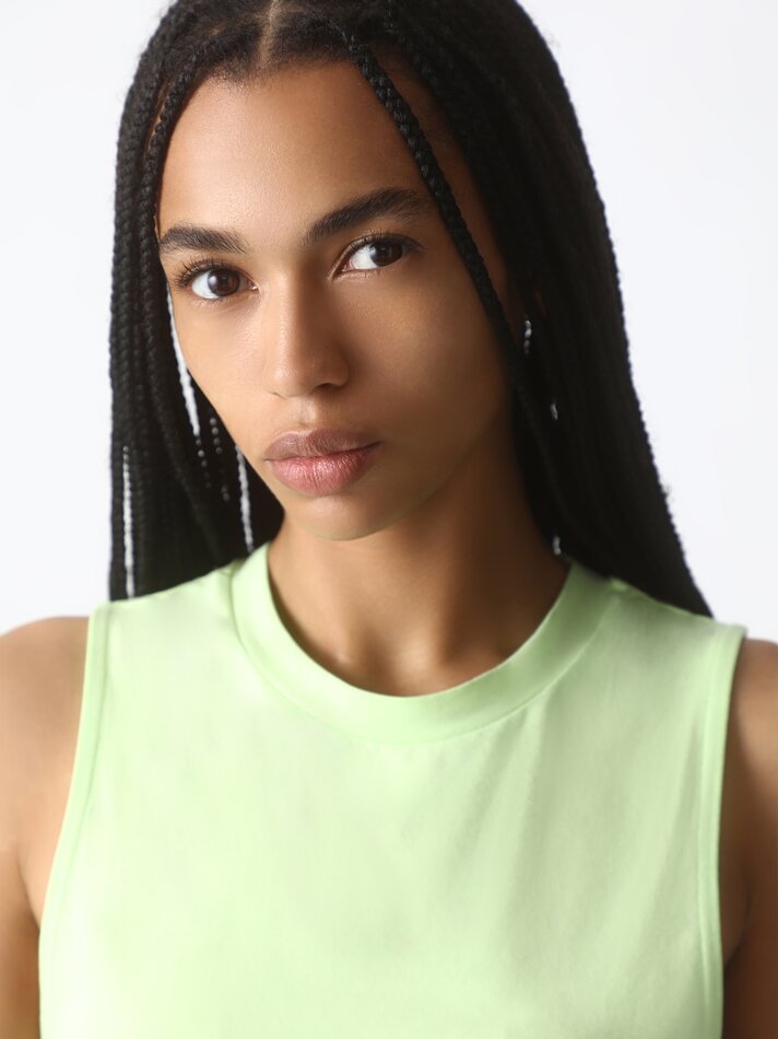 Blusa sem mangas - Verde claro