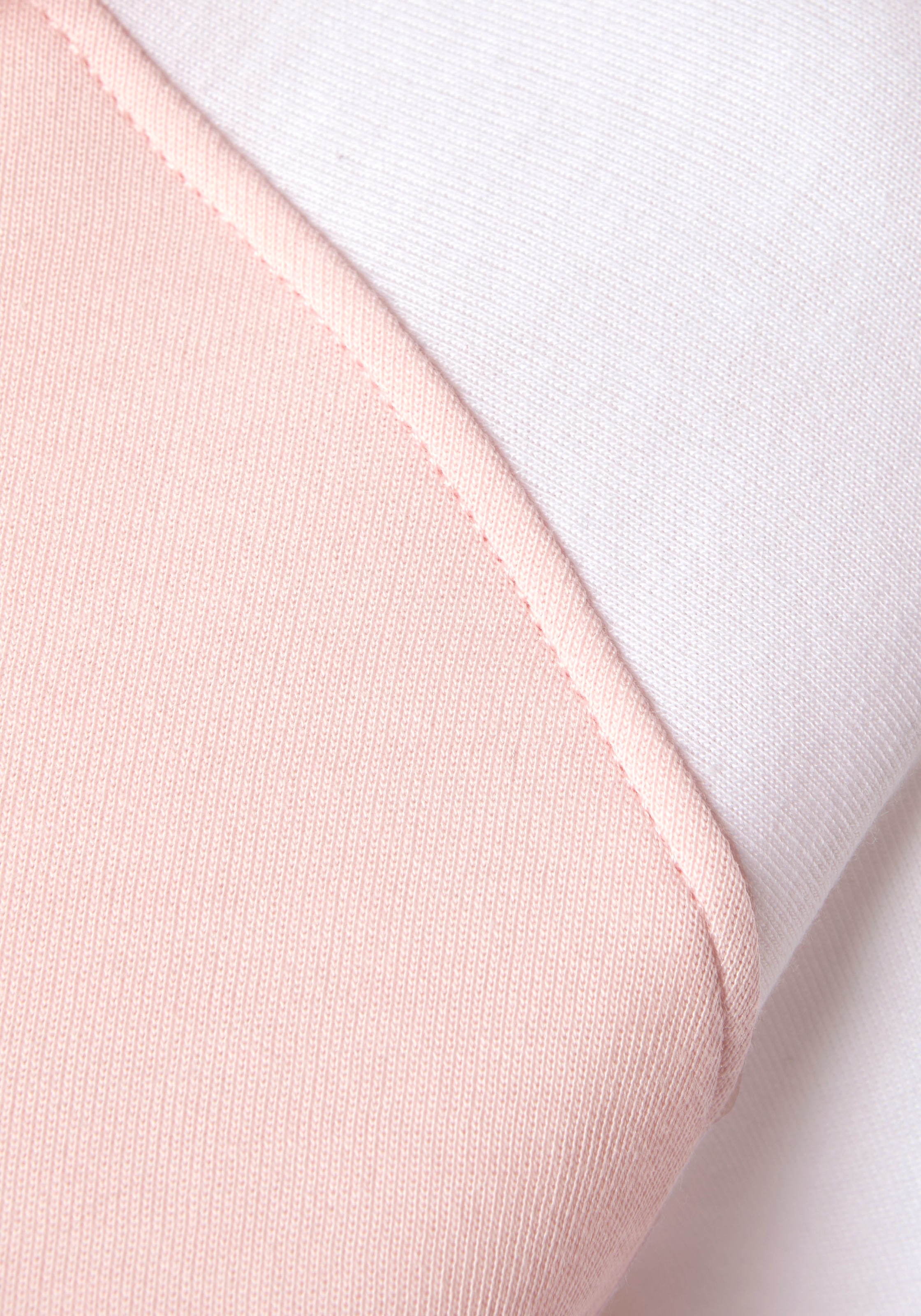 Bench. Loungewear Sweatkleid mit Kapuze und farblich abgesetzten Ärmeln