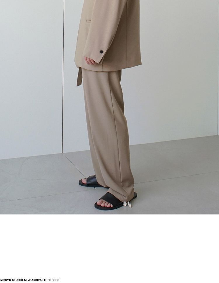 MRCYC - Blazer met strikceintuur / Broek met rechte pijpen