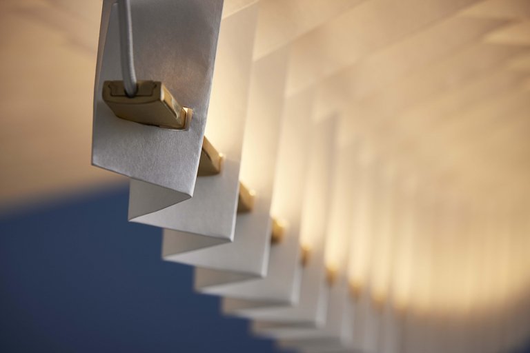 Frandsen Sora hanglamp solid brass/white