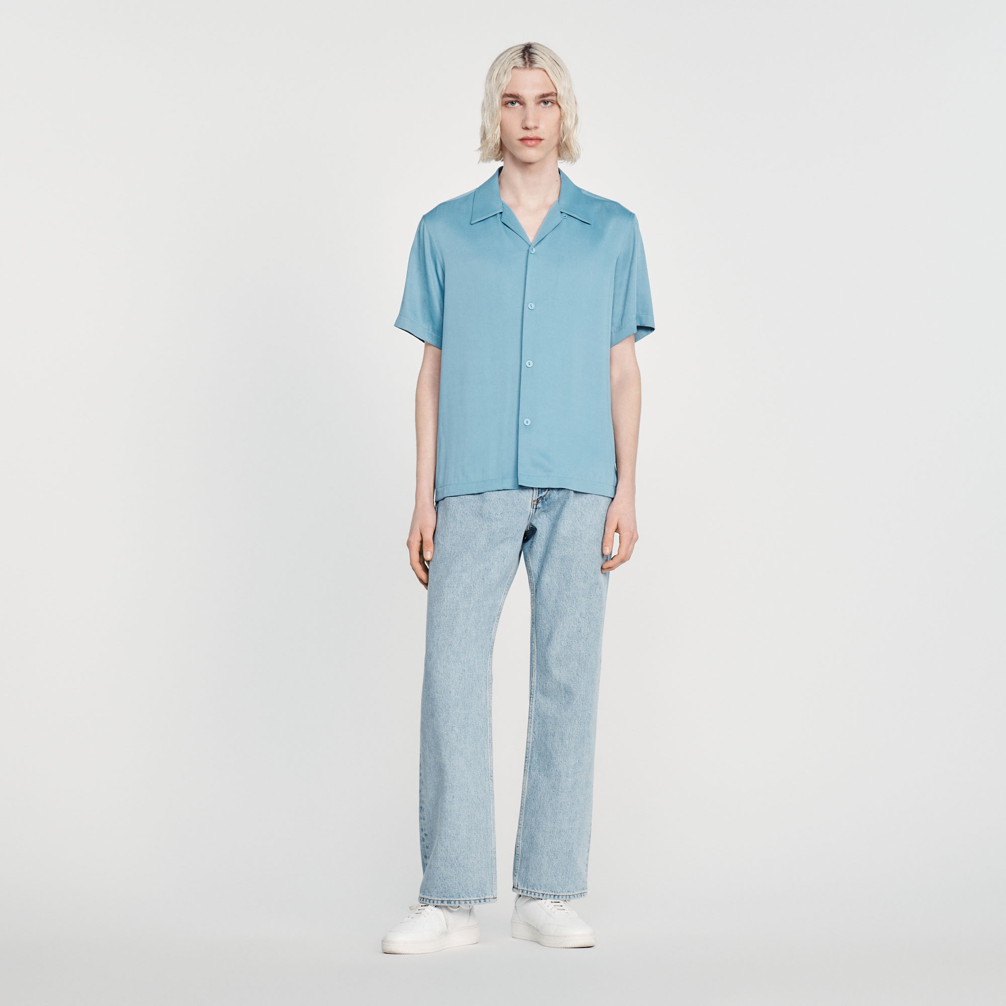 Chemise á manches courtes Homme