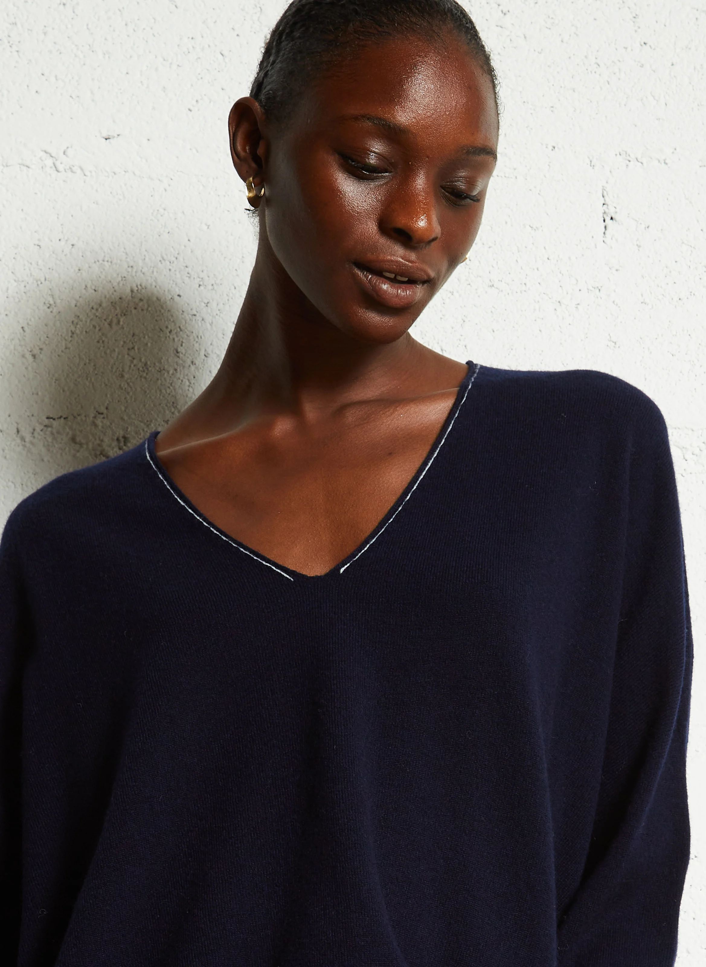 YSEULT - Pull oversize col V en laine | Bleu