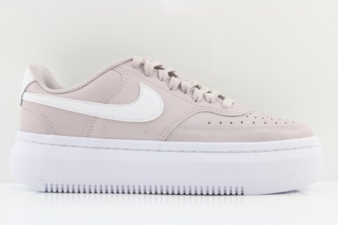 Nike Schnürschuhe