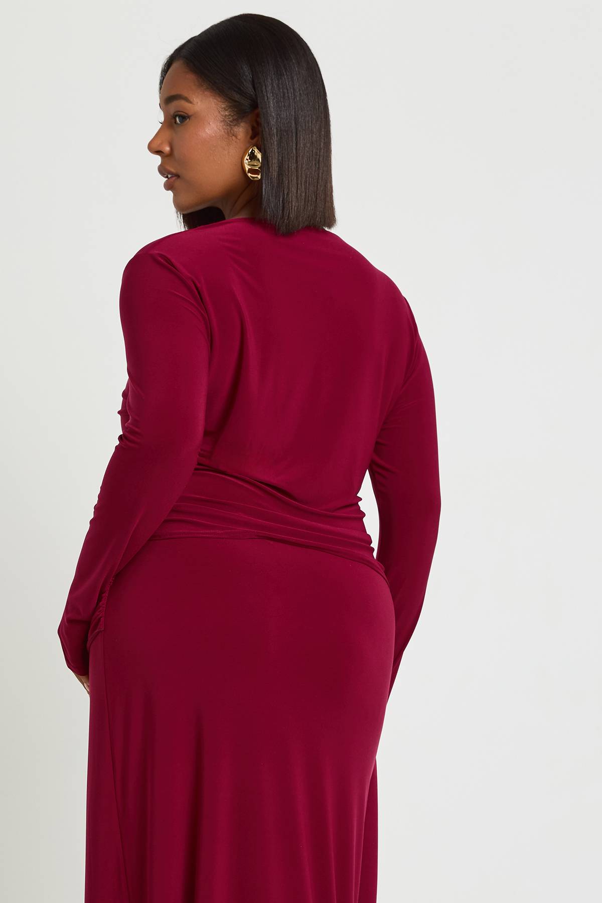 boohoo Haut Grande Taille À Manches Longues Avec Détail De Fronces Au Buste Et Finitions