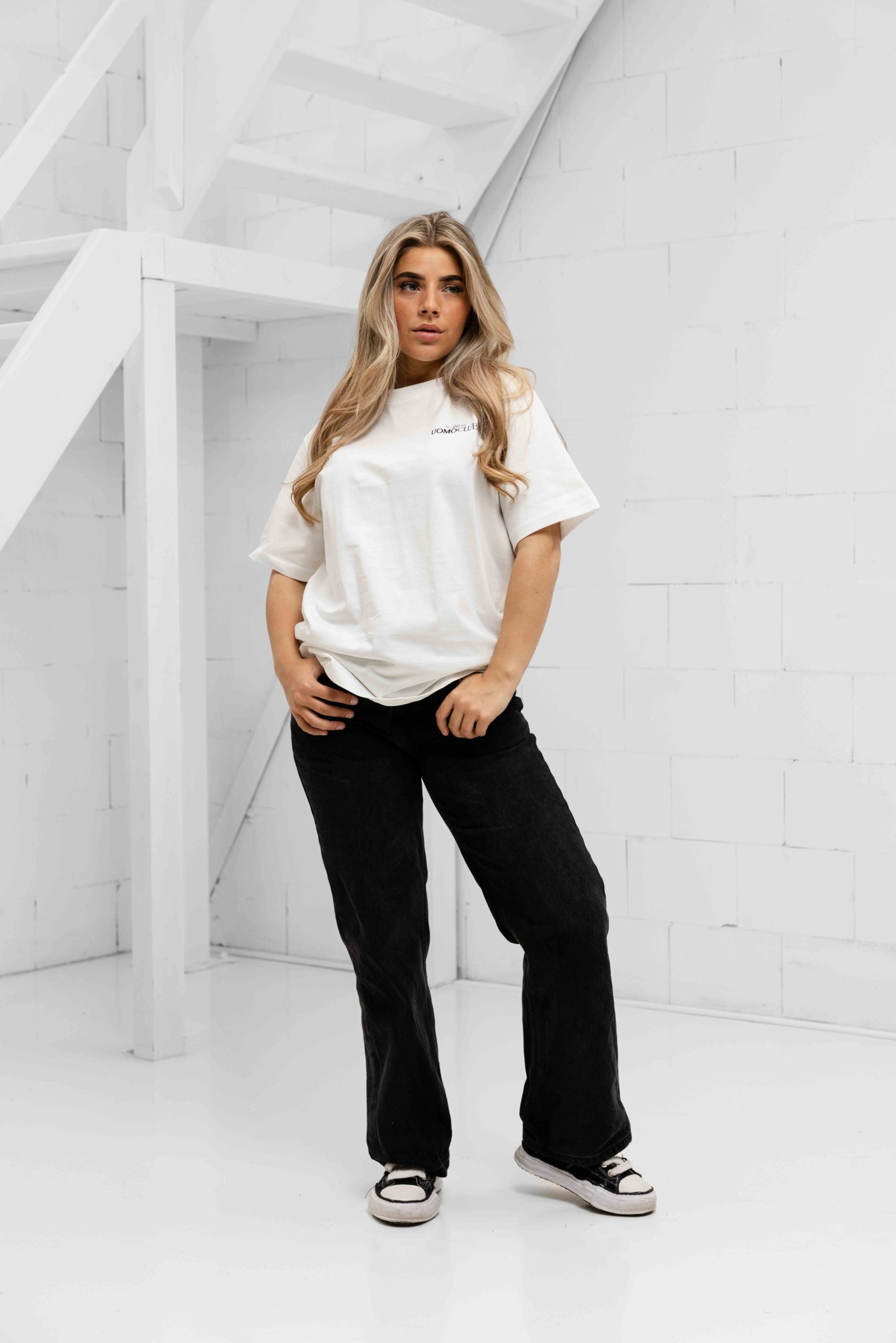24 Uomo Club T-shirt Dames Off-White