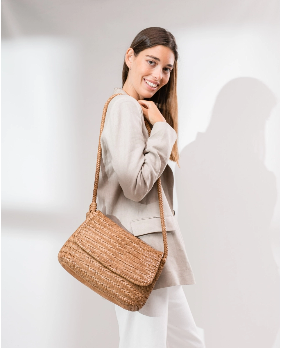 Biba Barcelona Heritage Crossbag M Perkins Camel