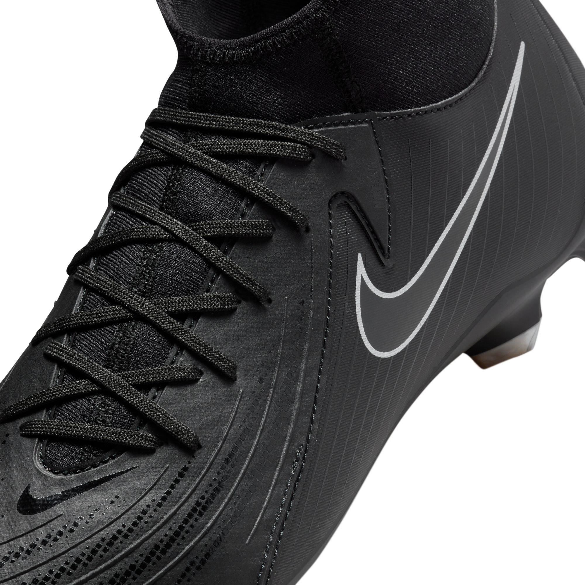 Nike Phantom Luna II Academy Firm Ground Football Boots